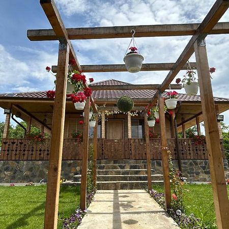 Willa Casa Eden Fit Faget  Zewnętrze zdjęcie